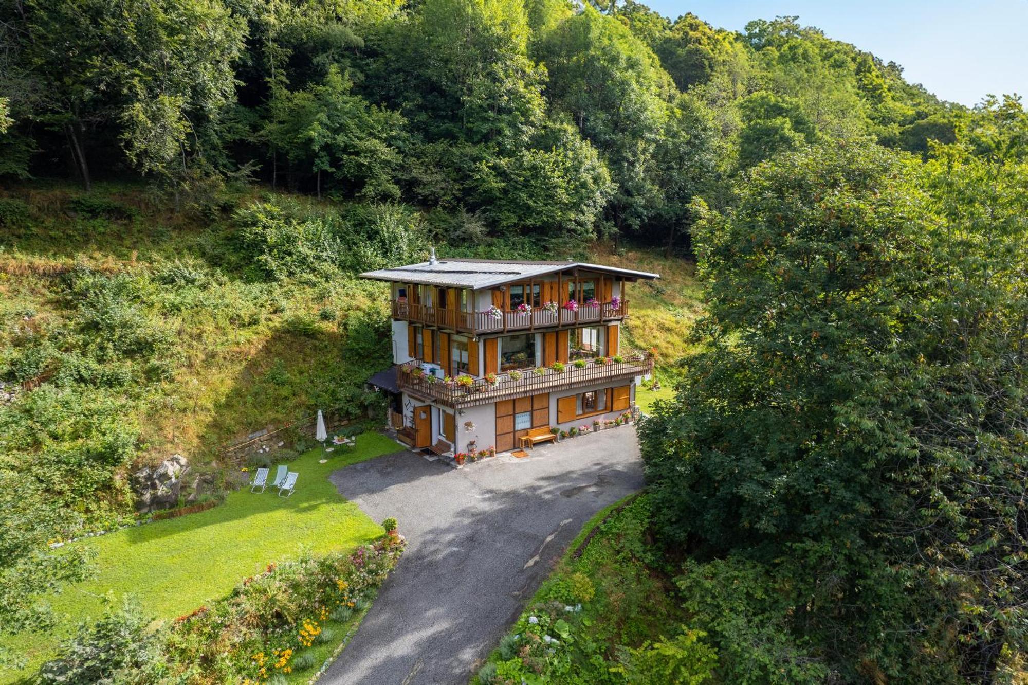 La Finestra Sul Monviso Apartment Crissolo Bagian luar foto